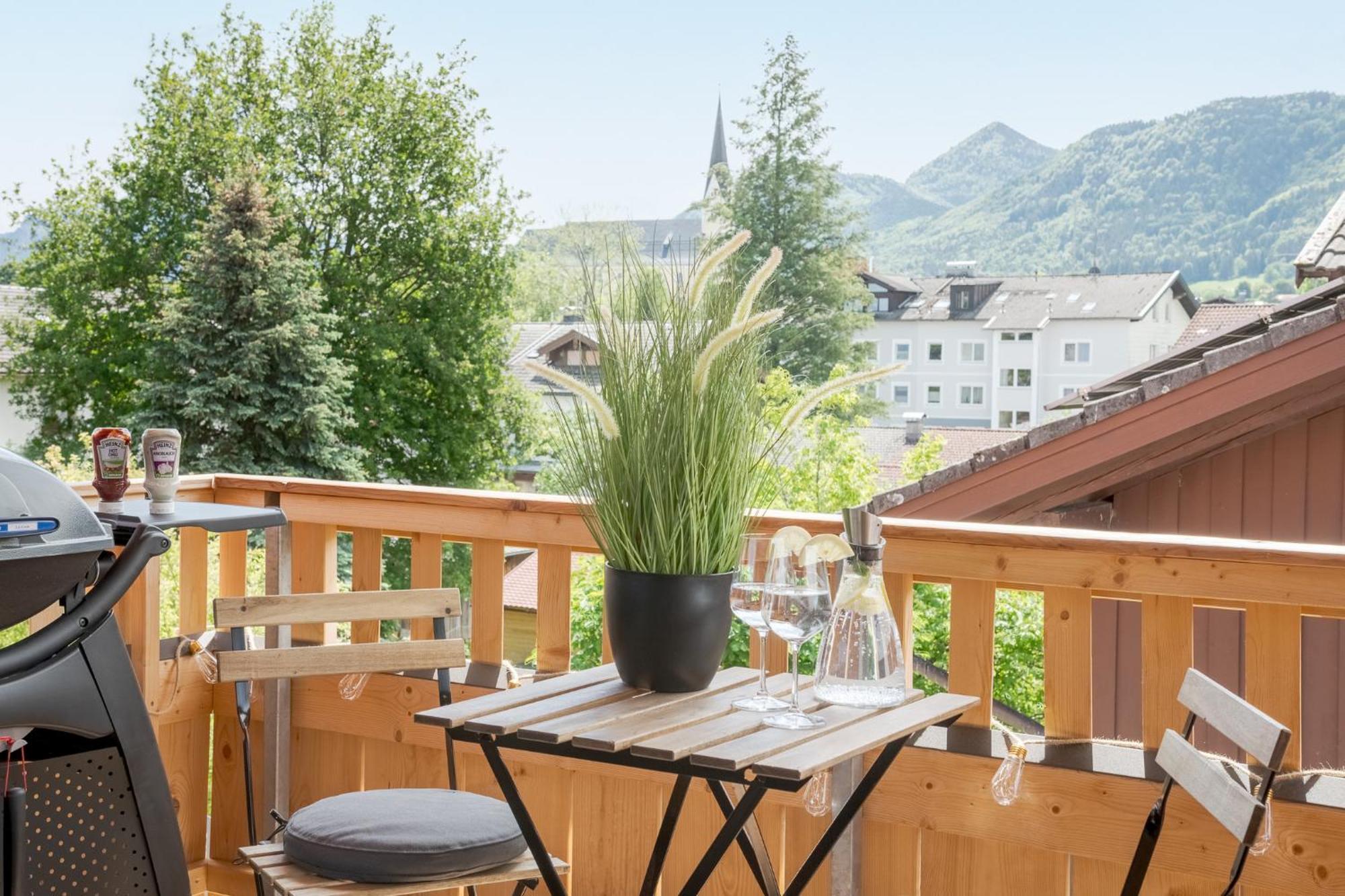 Fenjoy: Ferienapartment Mit Bergblick / Balkon / Bbq Bernau am Chiemsee Exteriér fotografie