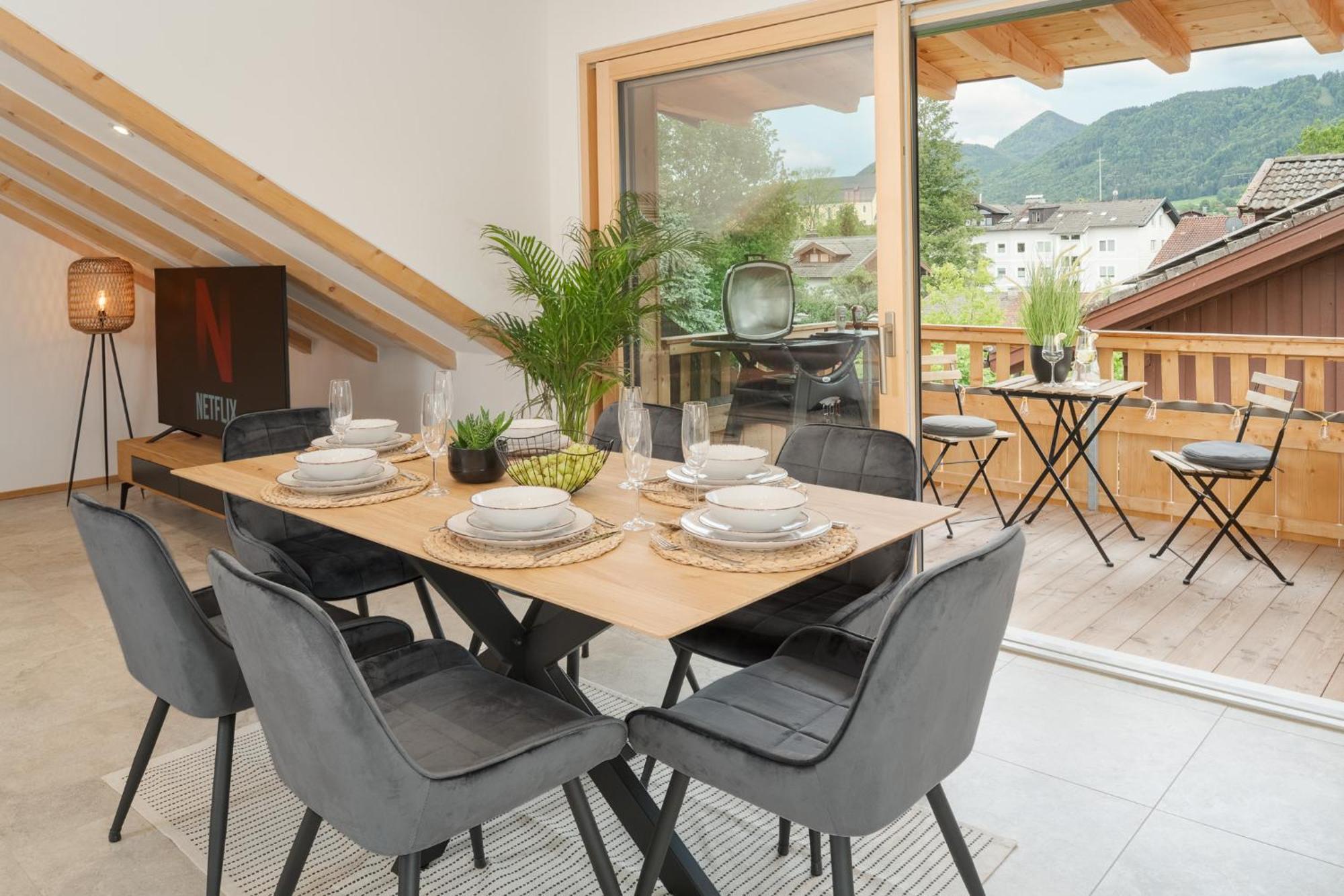 Fenjoy: Ferienapartment Mit Bergblick / Balkon / Bbq Bernau am Chiemsee Exteriér fotografie